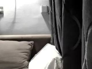 candycream17's Live Sex Cam Show