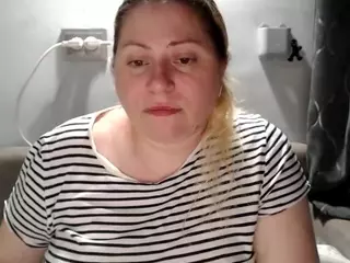 candycream17's Live Sex Cam Show