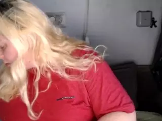 candycream17's Live Sex Cam Show