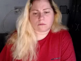 candycream17's Live Sex Cam Show