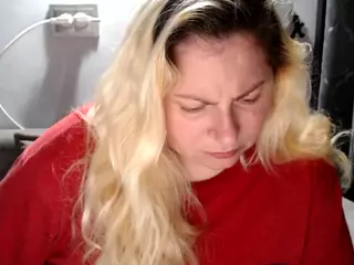 candycream17's Live Sex Cam Show