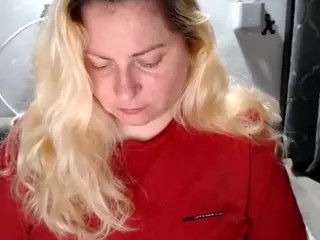 candycream17's Live Sex Cam Show