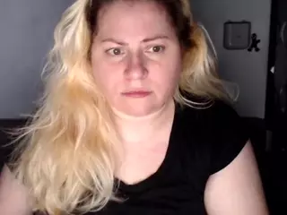 candycream17's Live Sex Cam Show