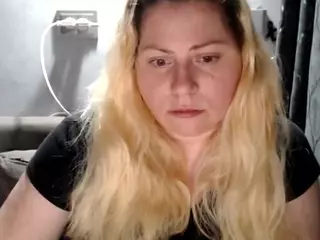 candycream17's Live Sex Cam Show