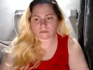 candycream17's Live Sex Cam Show