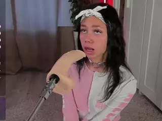 Flora's Live Sex Cam Show