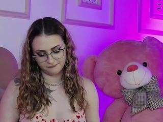 abbywhite01