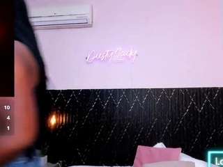 channelbrunnette Live Webcam on CamSoda