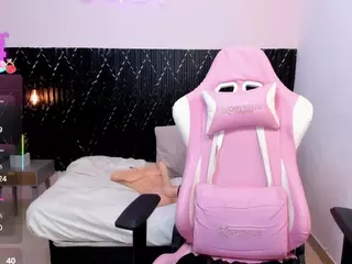 ChannelBrunnette's Live Sex Cam Show
