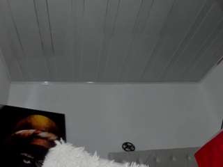 kortneyhills1 webcam