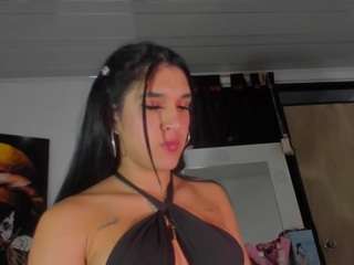 kortneyhills1 Live Webcam on CamSoda