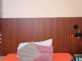 le modèle tammylynn est en webcam porno dans un show sur le site camsoda, il possède les tags suivants: ahegao,middle aged,twerk,squirter,spanking,spank,sexy,pussy,public,normal,no smoking,ass,natural,nature,mature,brown eyes,asshole,athletic,lush,body massage