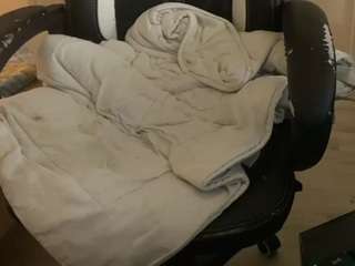 twitchr03m6