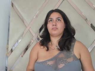 Live webcam model ariht on Soda Cams