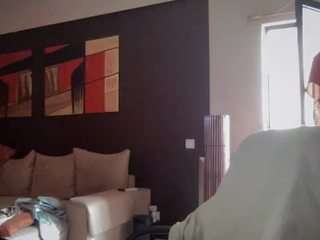 milfalicious89's CamSoda show and profile