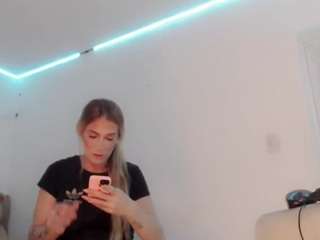 nicoledollts