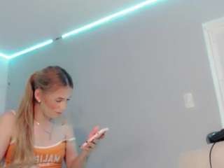 nicoledollts