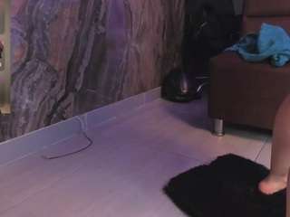 alahia-dangelo webcam model