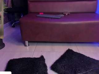 alahia-dangelo Live Webcam on CamSoda