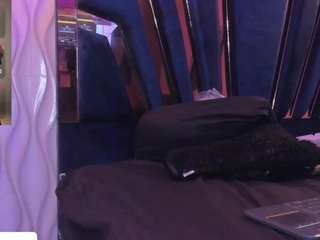 alahia-dangelo webcam model