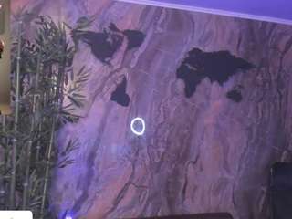 alahia-dangelo's CamSoda show and profile