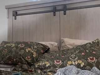 cloudedthot Live Webcam on CamSoda