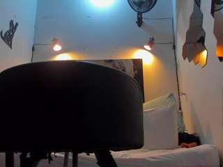 reinahorny2024 camsoda