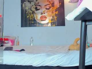 reinahorny2024 Live Webcam on CamSoda