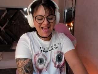 eterna-aura Live Webcam on CamSoda