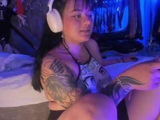 eterna-aura from CamSoda is Freechat