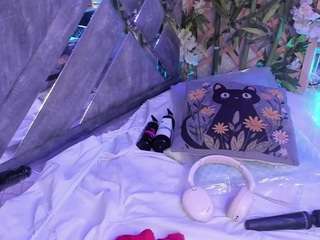  eterna-aura chat room