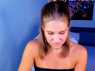 Jennifer-Wadee's Live Sex Cam Show