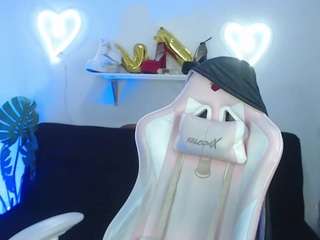 tefy-bratz Live Webcam on CamSoda