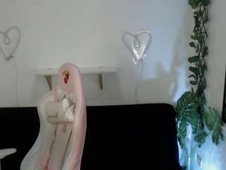 tefy-bratz Live Webcam on CamSoda