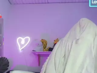 Tefy-bratz's Live Sex Cam Show