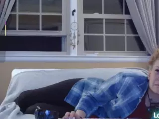 Dixie Comanche's Live Sex Cam Show
