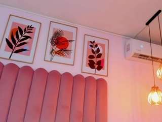 kiim-miller Live Webcam on CamSoda