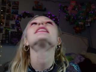 lilfknsquirt camsoda