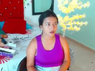 scarleth-snow's Live Sex Cam Show