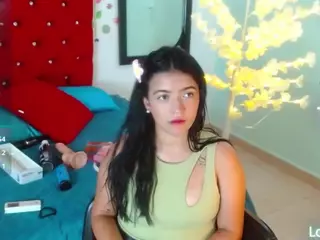 scarleth-snow's Live Sex Cam Show