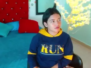 scarleth-snow's Live Sex Cam Show