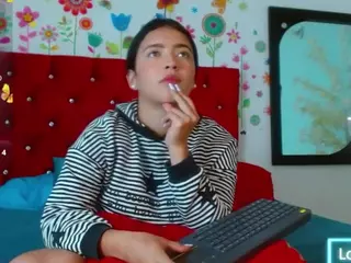 scarleth-snow's Live Sex Cam Show