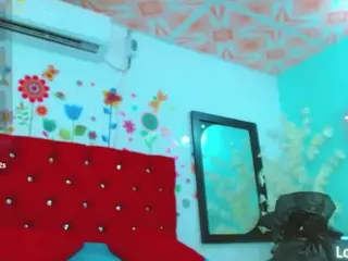 scarleth-snow's Live Sex Cam Show