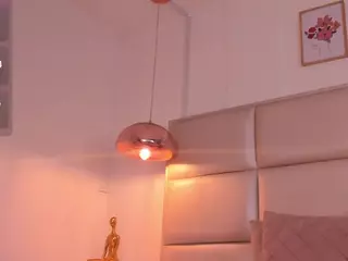 Zuky 💕's Live Sex Cam Show