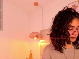 Zuky 💕's Live Sex Cam Show