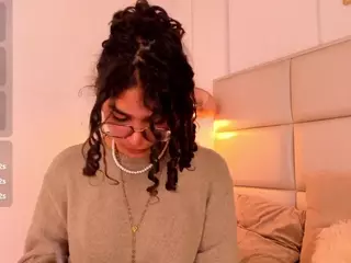 Zuky 💕's Live Sex Cam Show