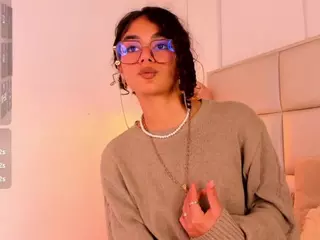 Zuky 💕's Live Sex Cam Show