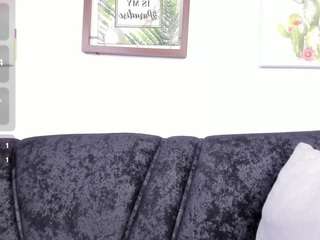 zulema-parvin's CamSoda show and profile