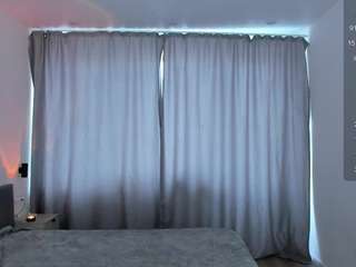 Live webcam model cassieyoung on Soda Cams