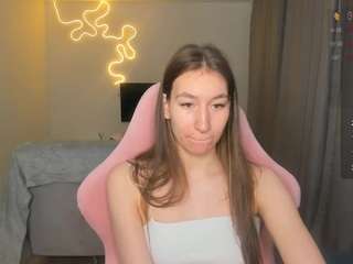 cassieyoung live cam profile